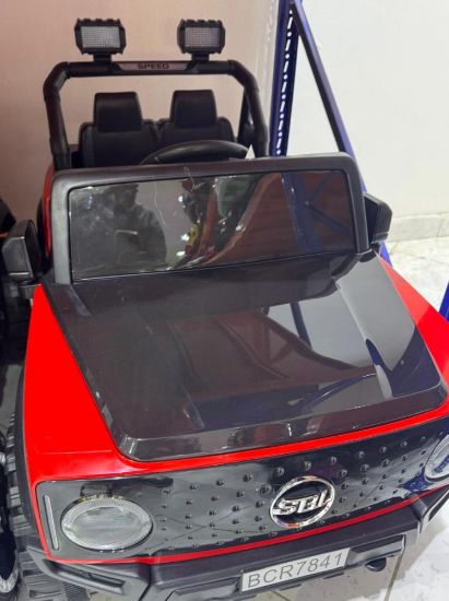 صورة سيارة أطفال كهربائية